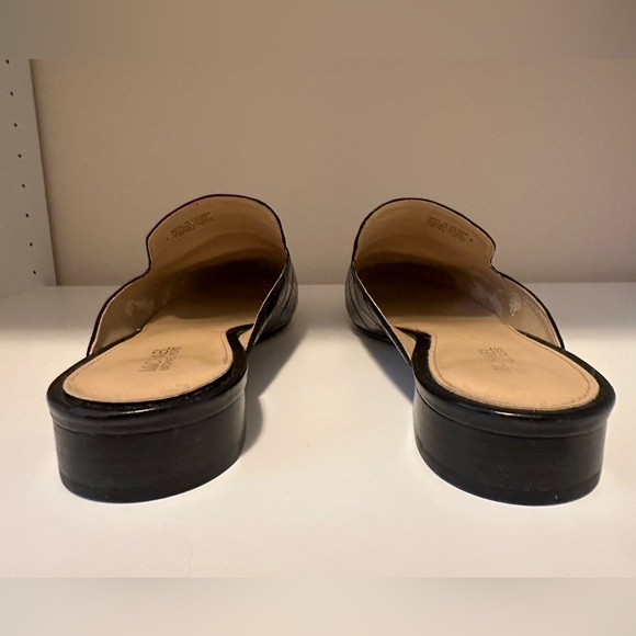 Michael Kors Embossed Natasha Slide - Picture 5 of 7